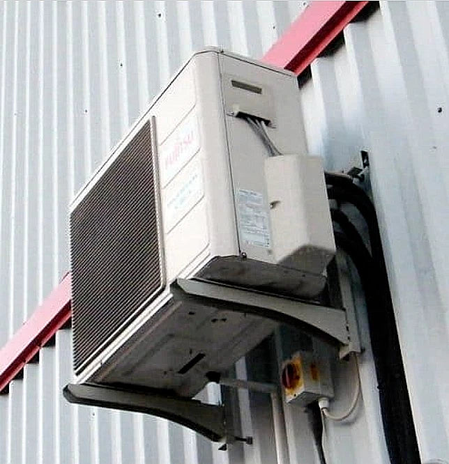 Air-con Split Condensing Unit Wall Bracket Large 550mm Arm 200kg