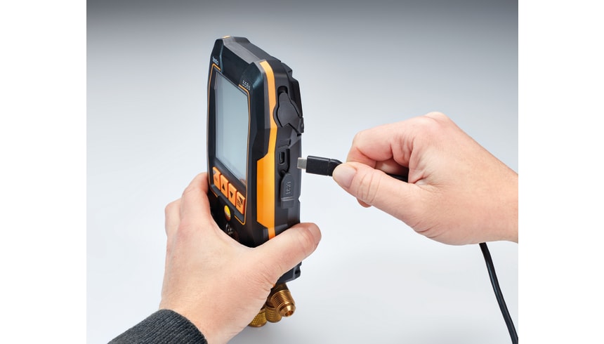 Testo 558s Digital Manifold with 4-Way Valve Block