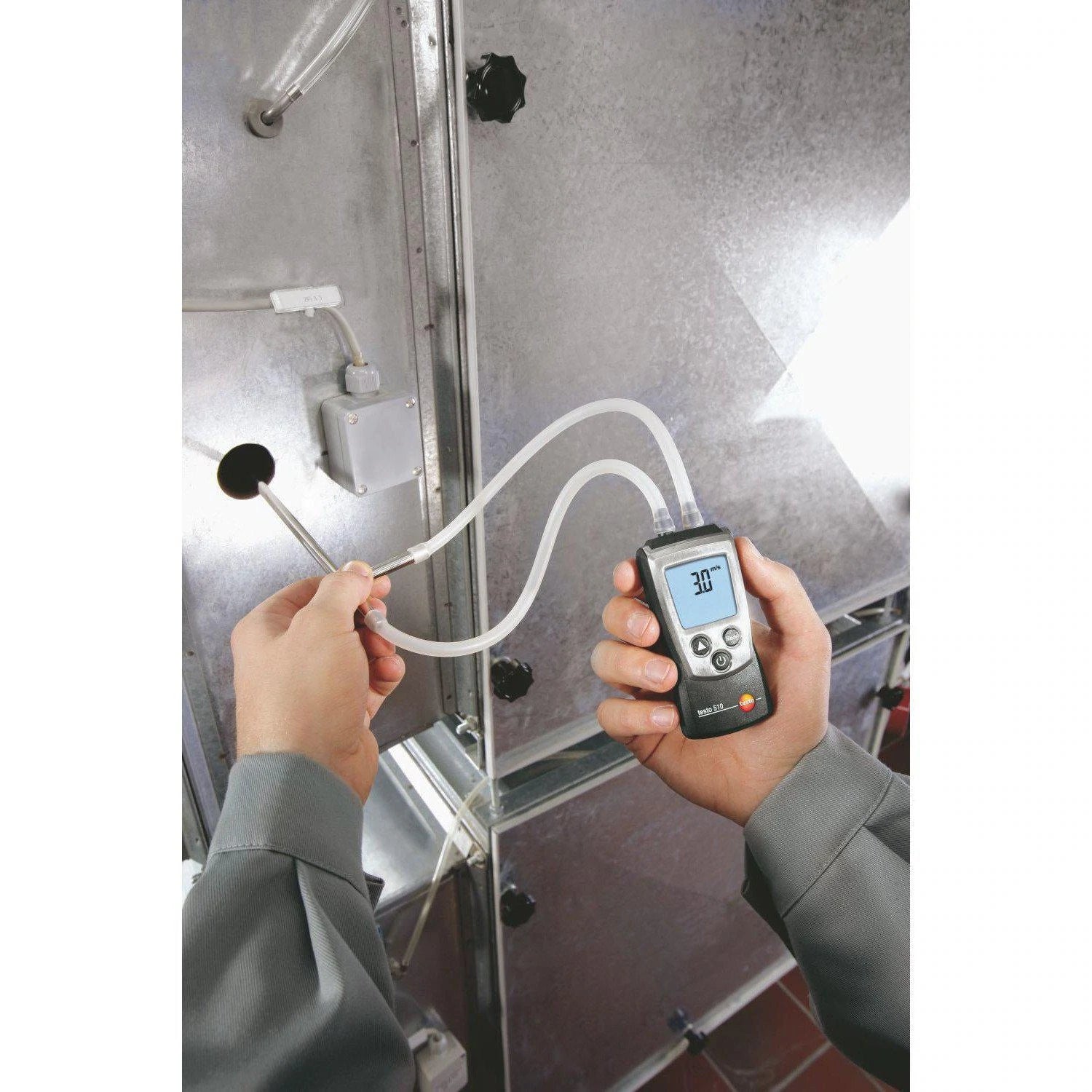 MANOMETER
