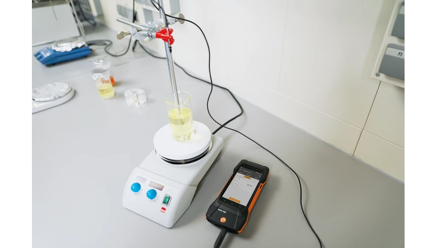 Glass-coated Laboratory Probe (Digital) - With Pt100 Temperature Sensor